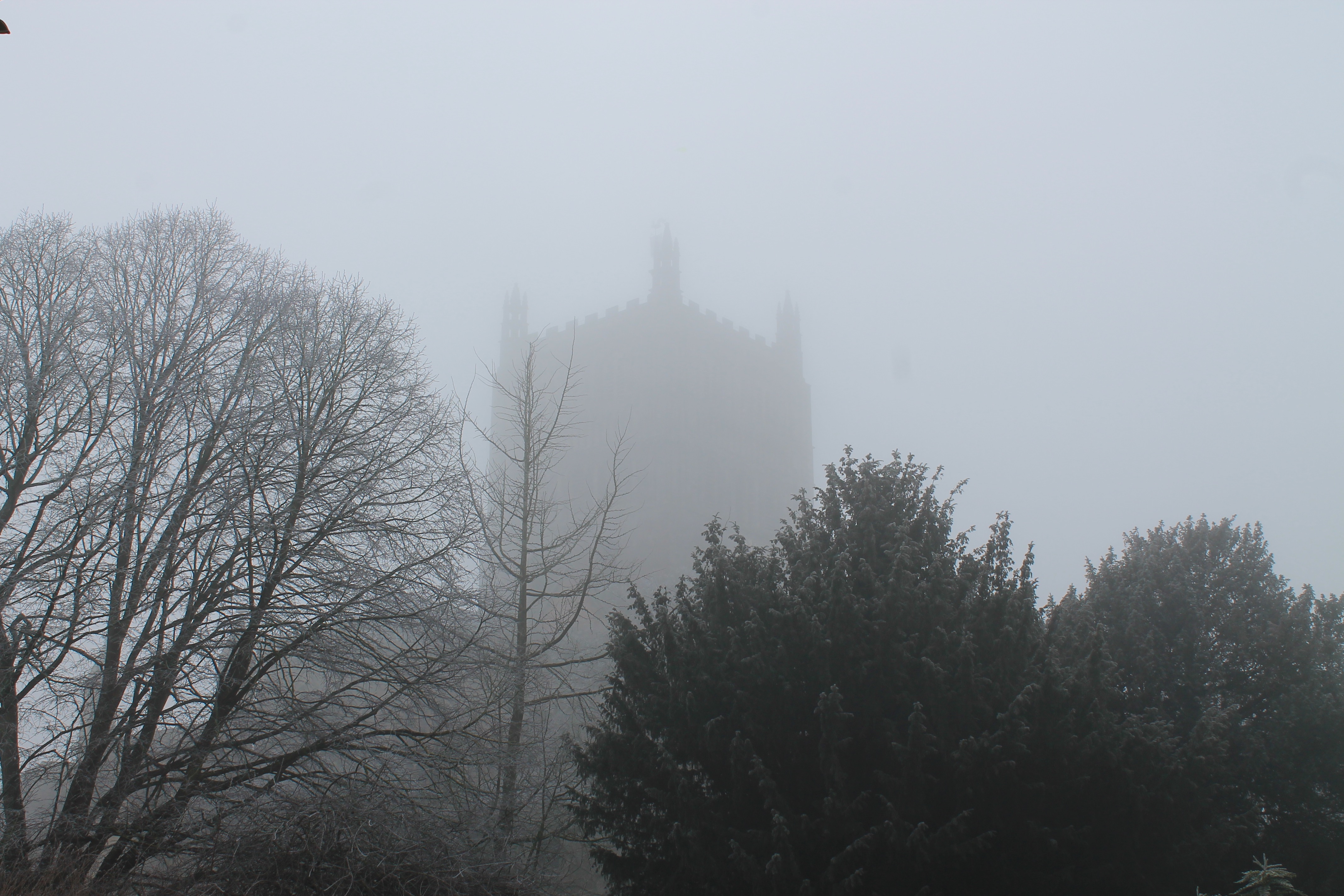 Tewkesbury Abbey: FrozenBury – Our Coldest Day So Far